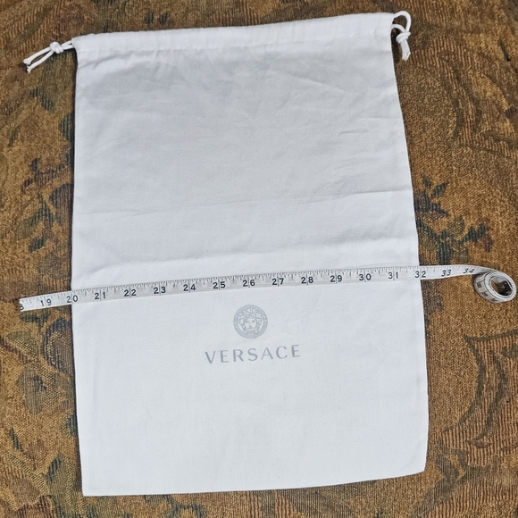 NEW VERSACE 12" X 16.5" White Flannel Drawstring Dust Bag Cover Duster Protector - Picture 6 of 6